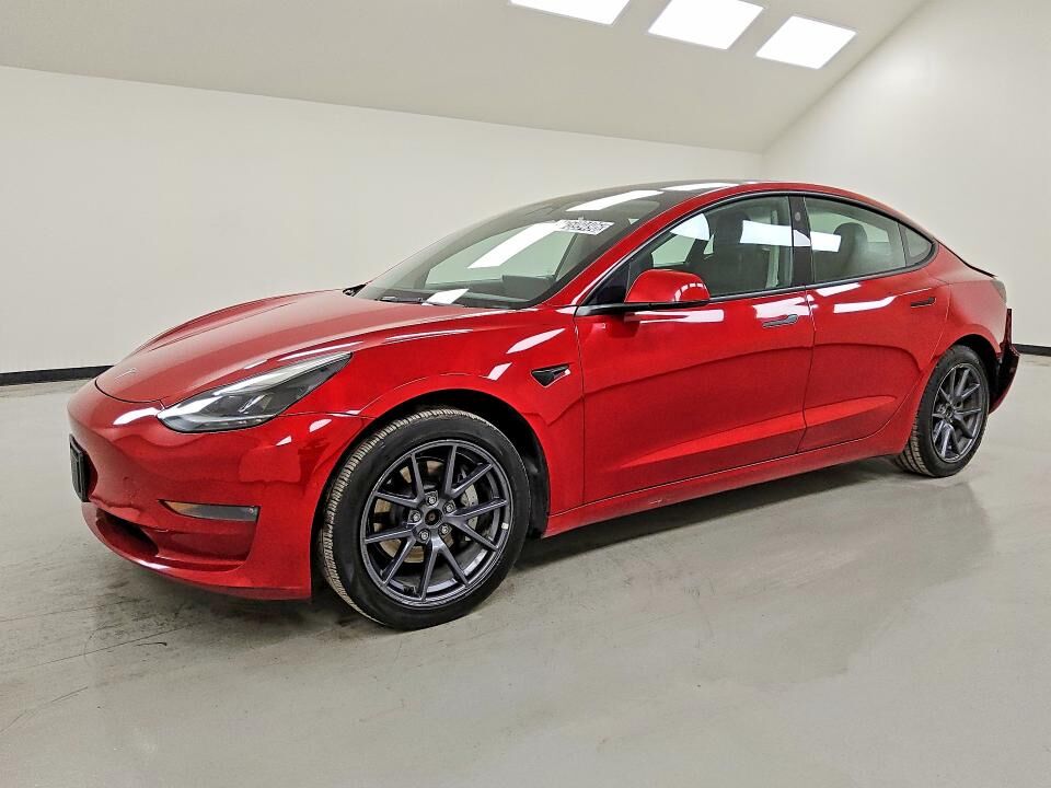 2022 TESLA Model 3