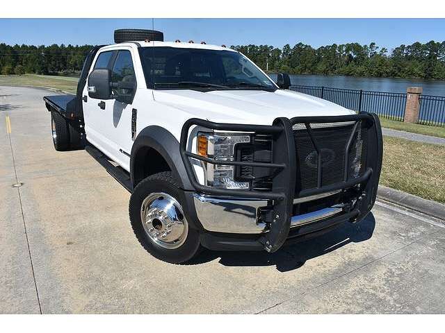 2017 FORD F-550
