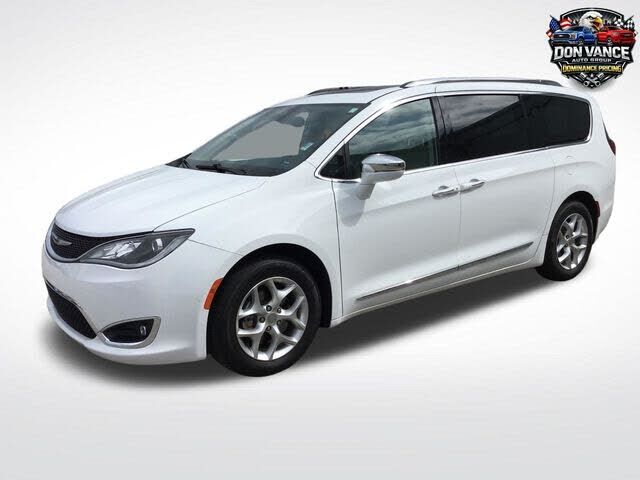 2019 CHRYSLER Pacifica