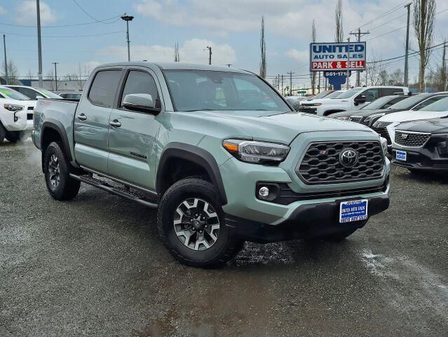 2023 TOYOTA Tacoma