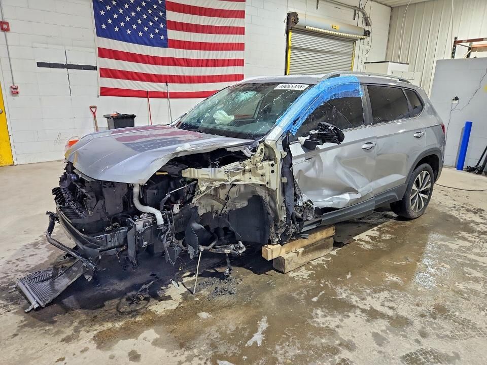 2022 VOLKSWAGEN Taos