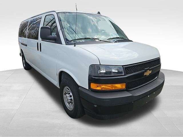 2023 CHEVROLET Express