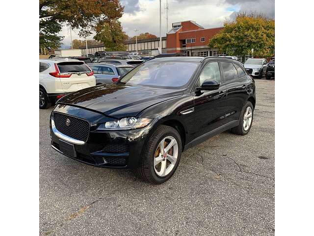 2017 JAGUAR F-Pace