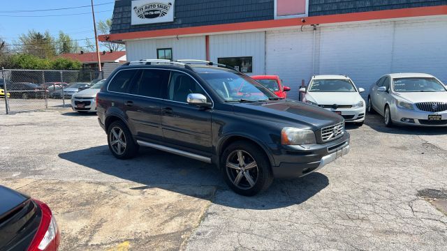 2011 VOLVO XC90