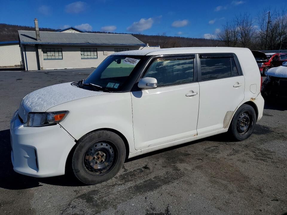 2011 TOYOTA SCION