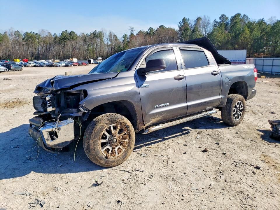2017 TOYOTA Tundra