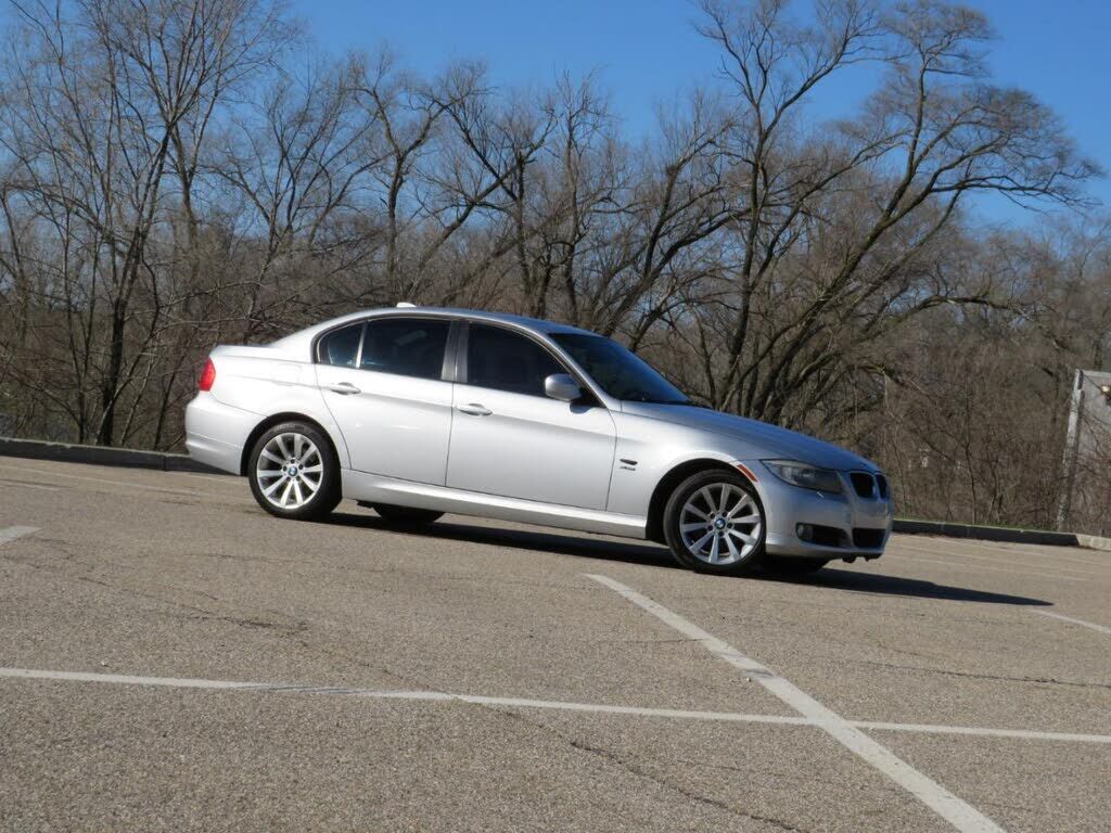 2011 BMW 3 Series