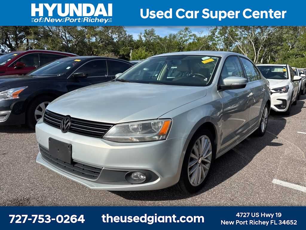2011 VOLKSWAGEN Jetta
