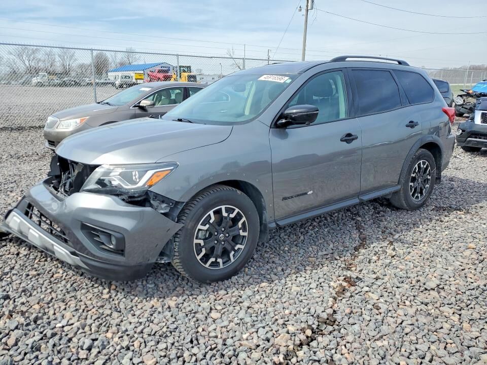 2020 NISSAN Pathfinder