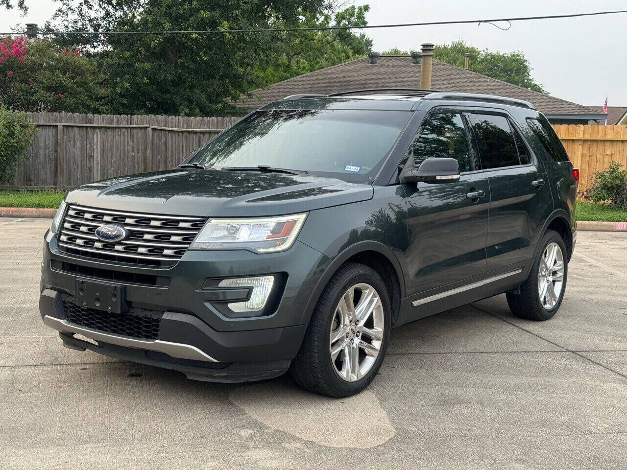 2016 FORD Explorer