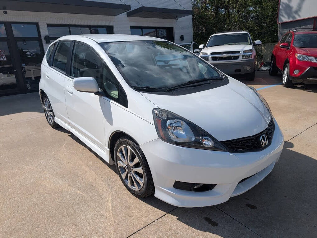 2013 HONDA Fit