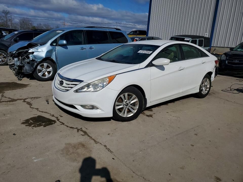 2013 HYUNDAI Sonata