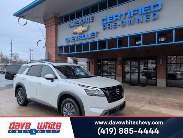 2022 NISSAN Pathfinder