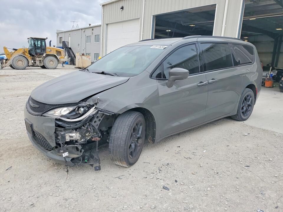 2020 CHRYSLER Pacifica