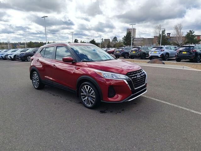 2023 NISSAN Kicks