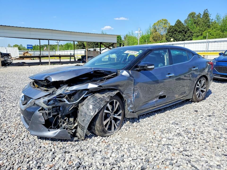 2017 NISSAN Maxima