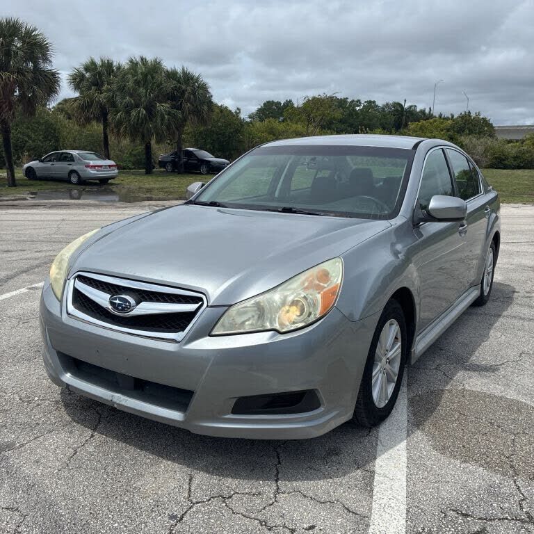 2011 SUBARU Legacy