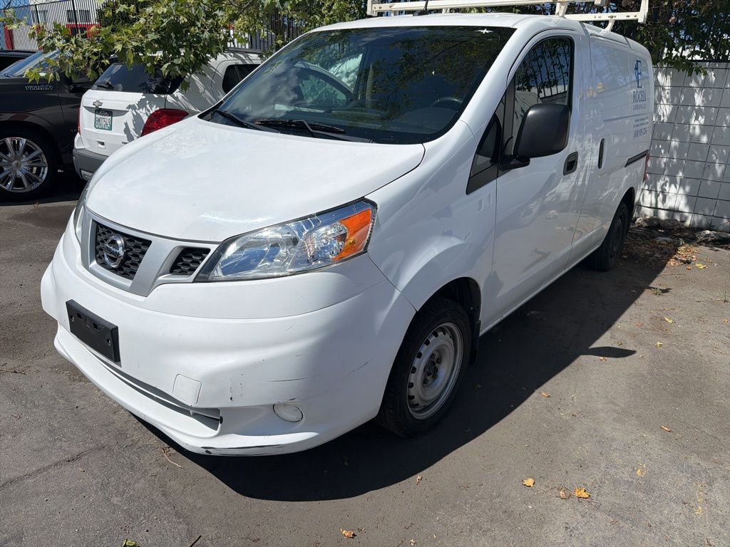 2020 NISSAN NV200