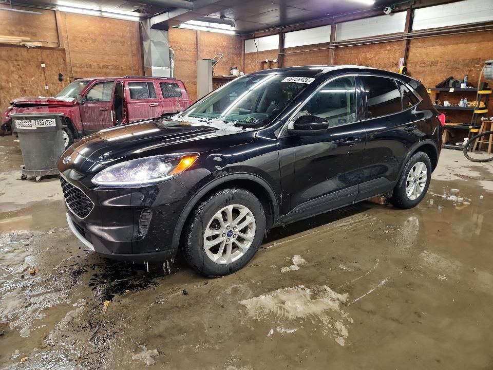 2020 FORD Escape