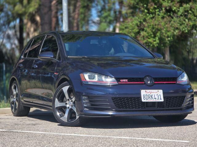 2017 VOLKSWAGEN Golf GTI