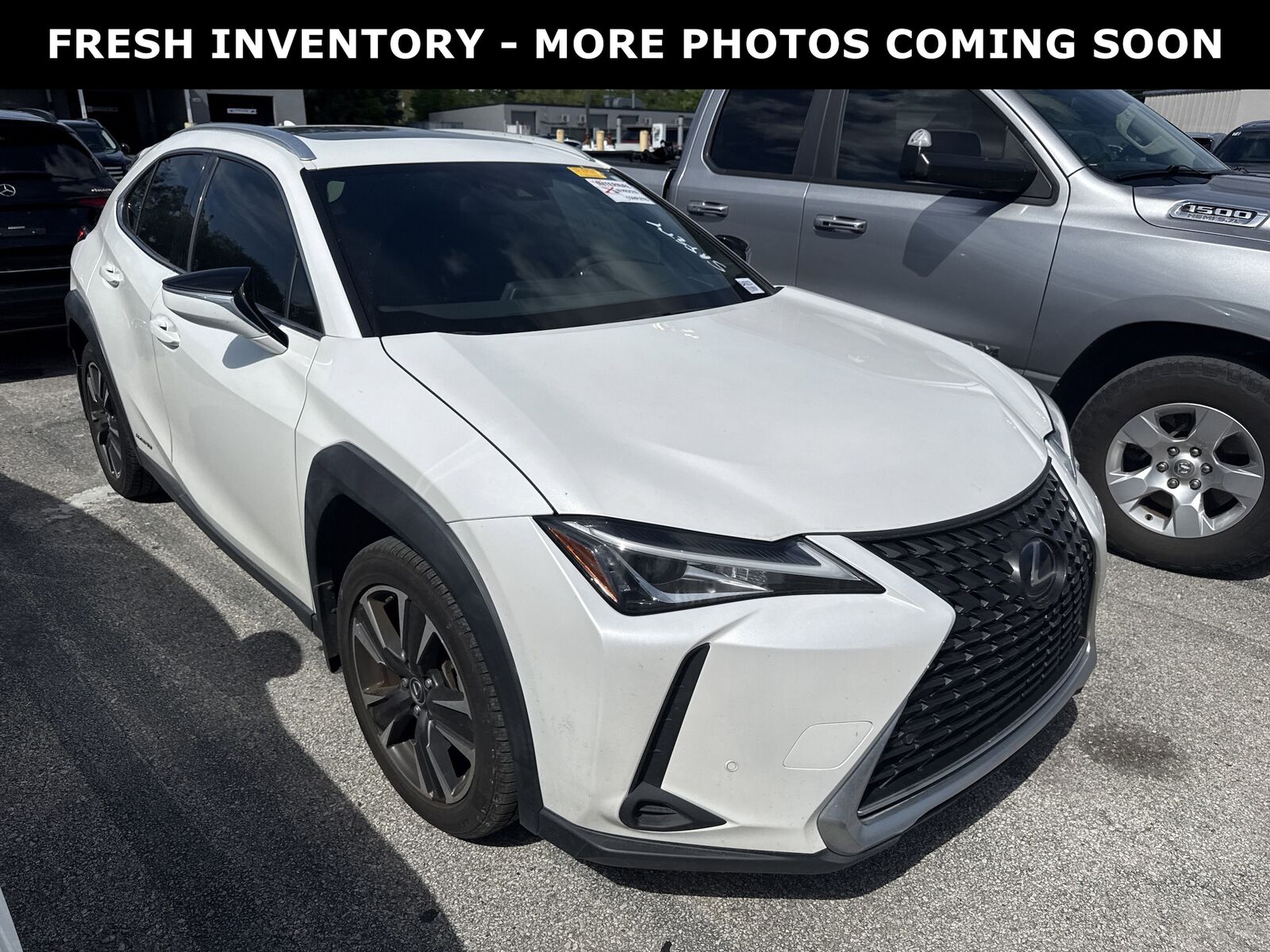2022 LEXUS UX