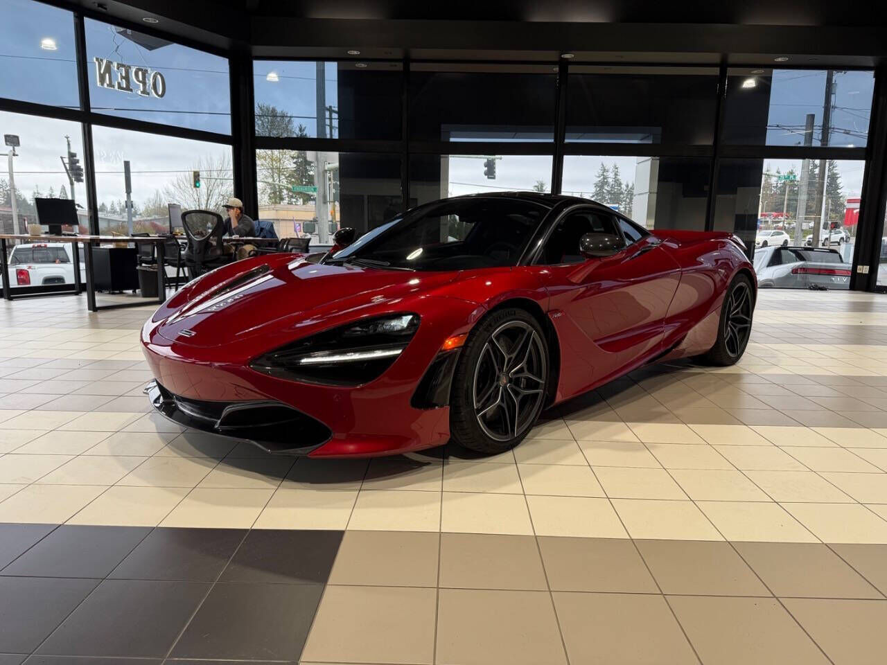 2018 MCLAREN 720S