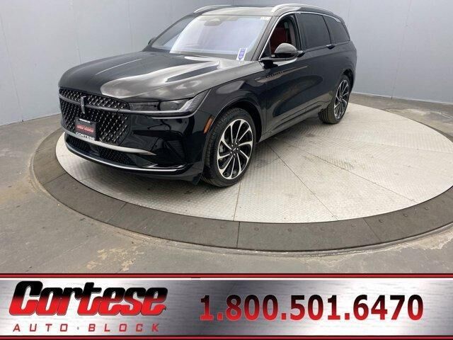 2025 LINCOLN Nautilus