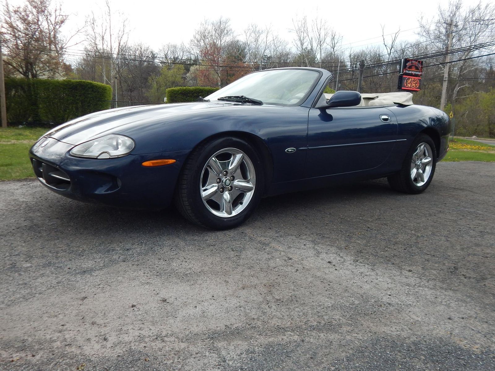 2000 JAGUAR XK8