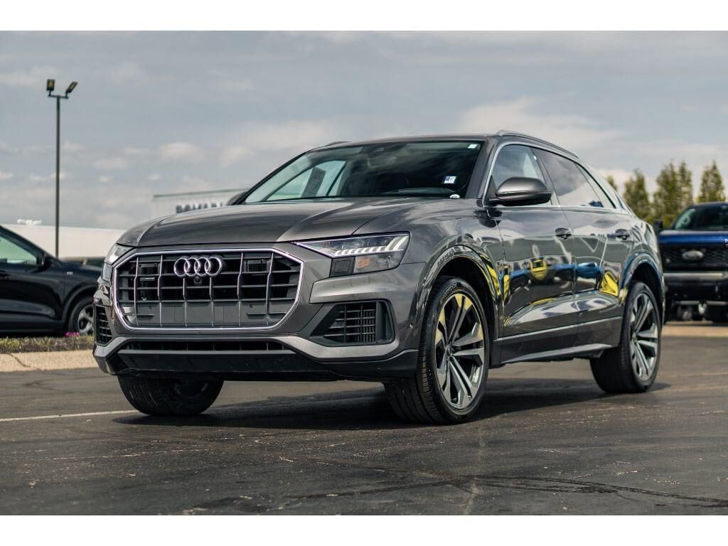 2022 Audi Q8