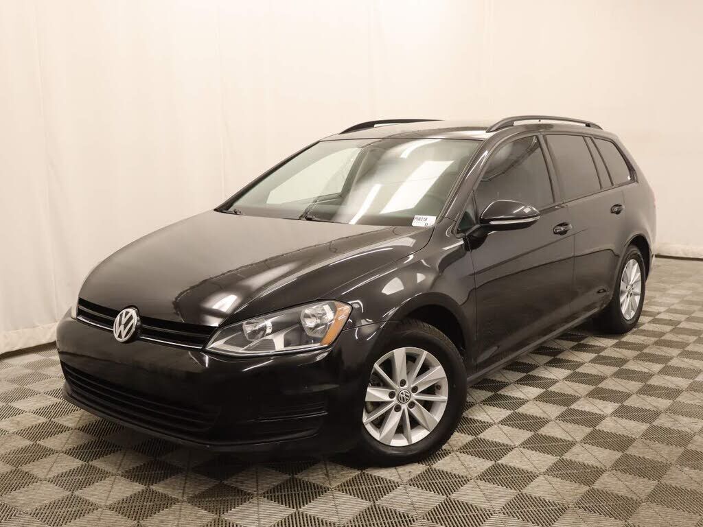 2016 VOLKSWAGEN Golf SportWagen