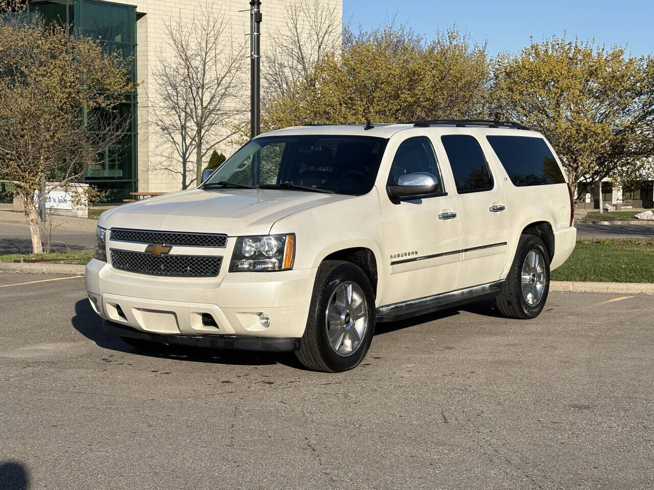 2010 CHEVROLET Suburban