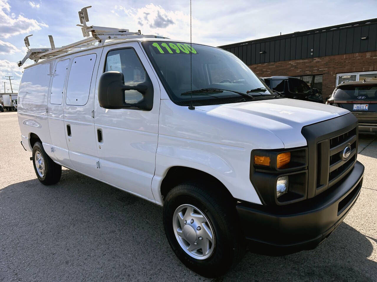 2010 FORD E-250