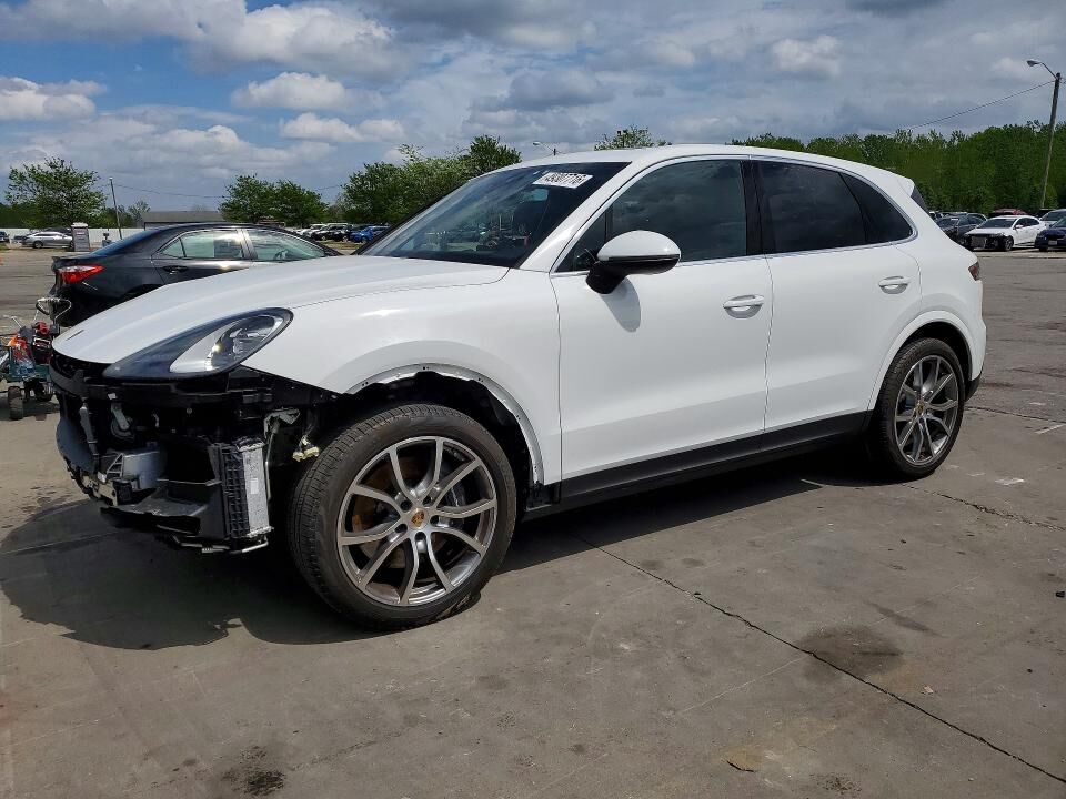 2023 PORSCHE Cayenne