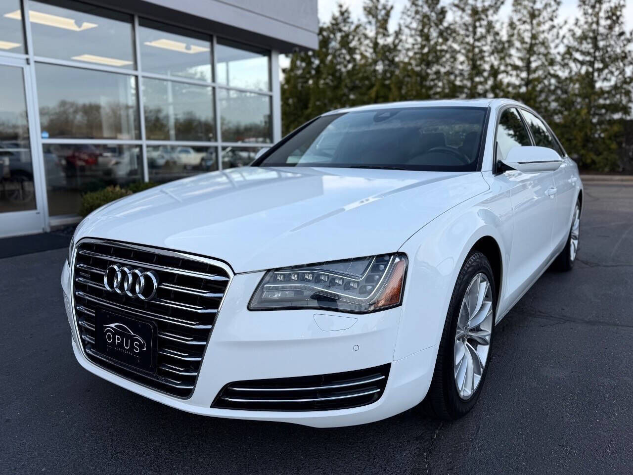 2011 AUDI A8