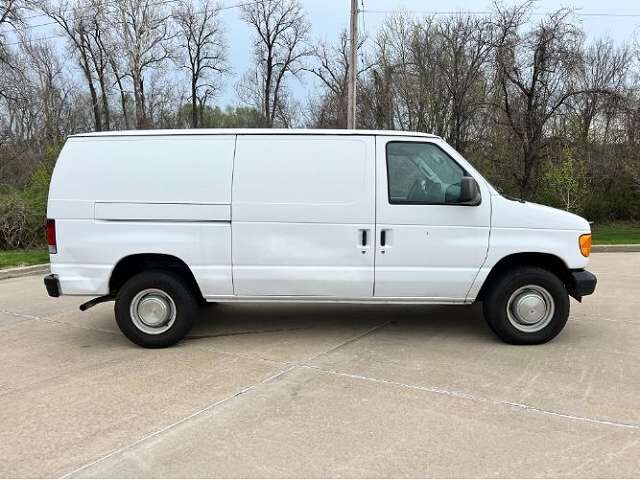 2006 FORD E-250