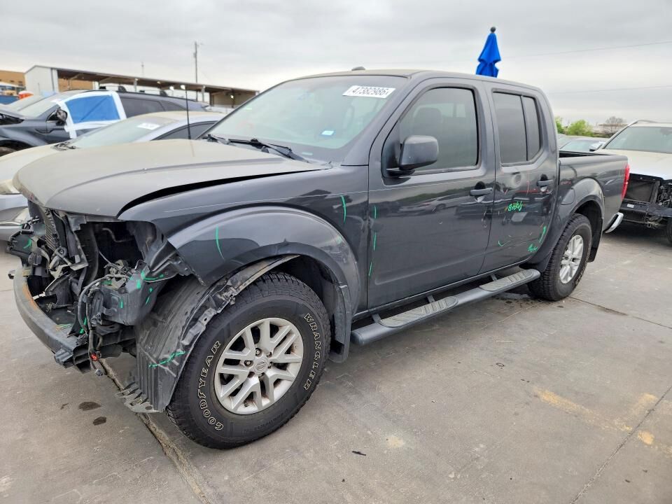 2015 NISSAN Frontier