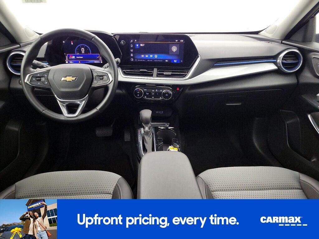 2024 CHEVROLET Trax