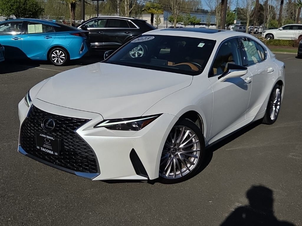 2023 LEXUS IS