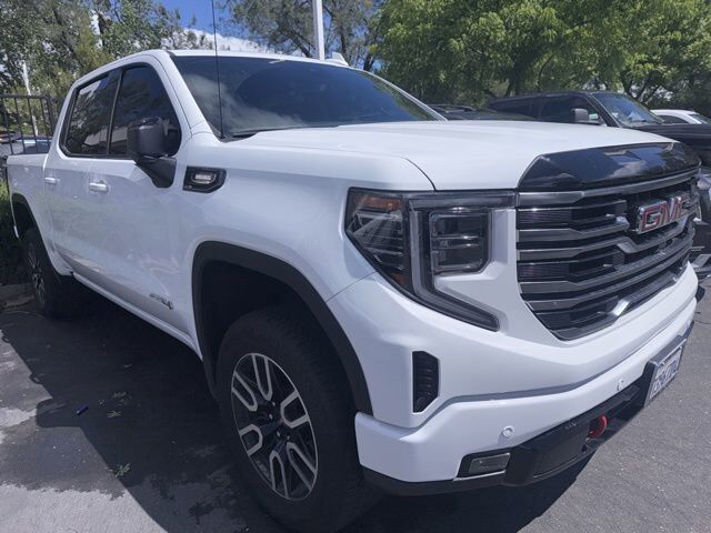 2025 GMC Sierra