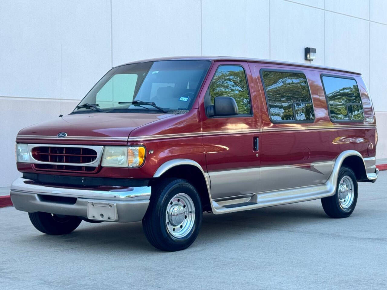 1999 FORD E-250