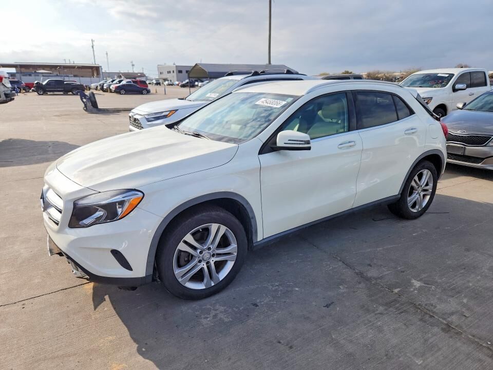 2015 MERCEDES-BENZ GLA-Class