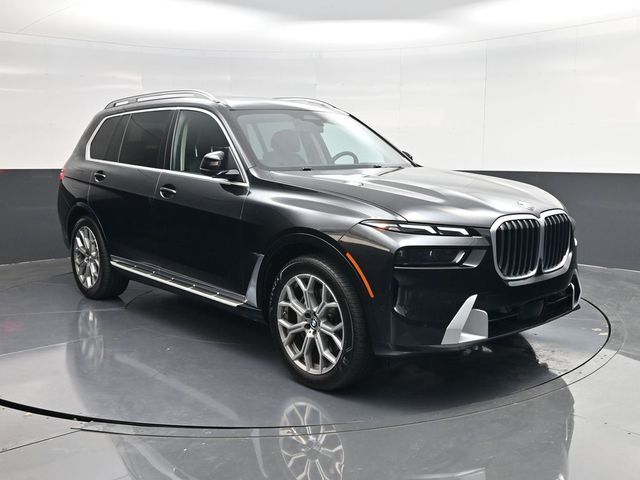2025 BMW X7