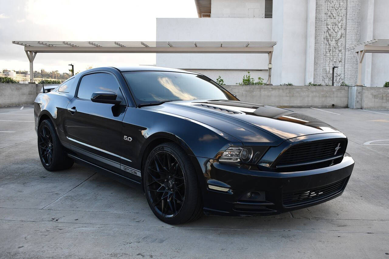 2014 FORD Mustang