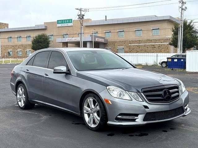 2013 MERCEDES-BENZ E-Class