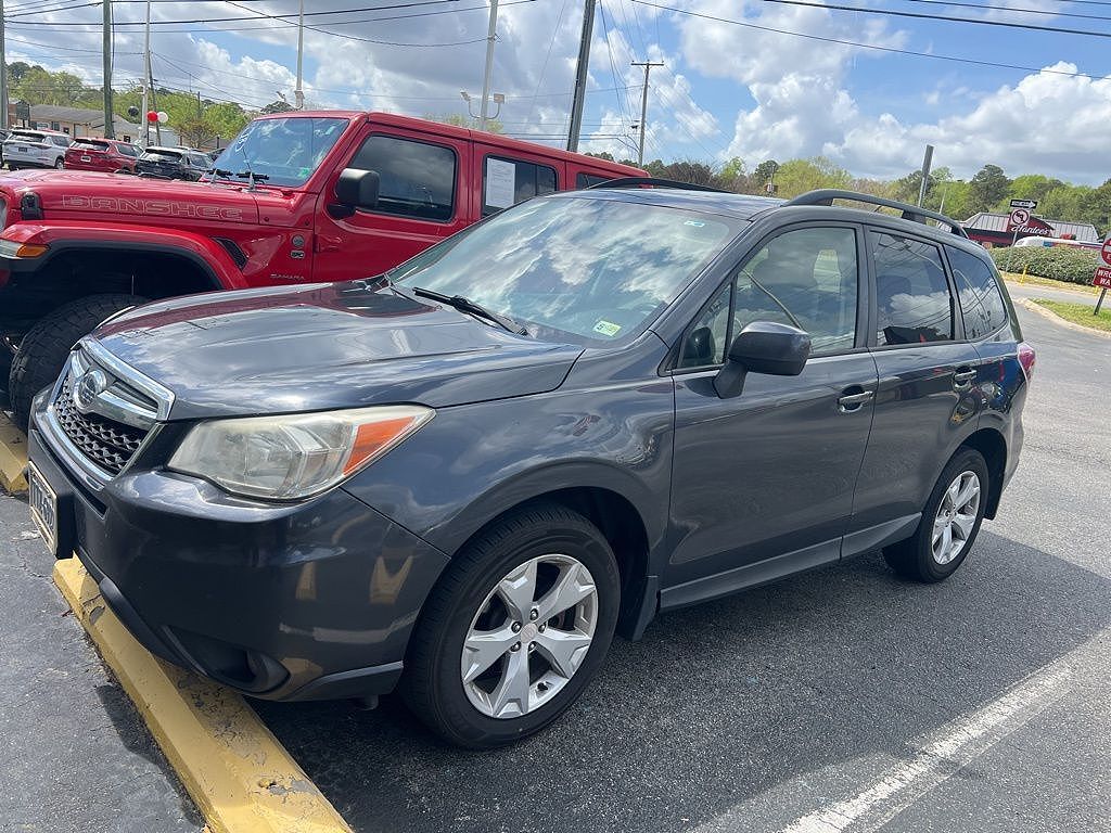 2015 SUBARU Forester