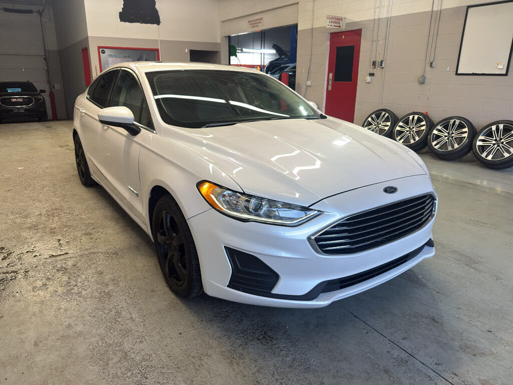 2019 FORD Fusion