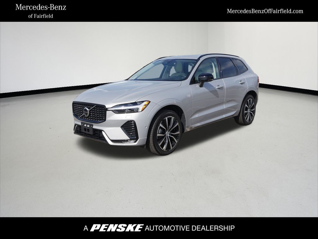 2025 VOLVO XC60