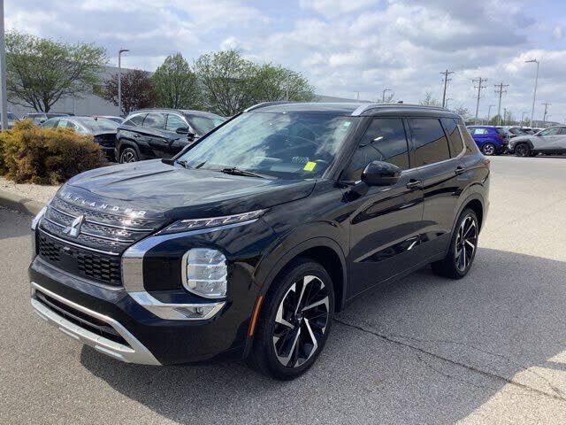 2022 MITSUBISHI Outlander