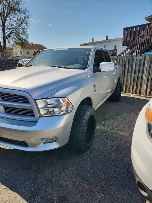 2011 DODGE Ram