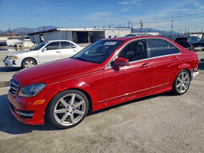 2014 MERCEDES-BENZ C-Class